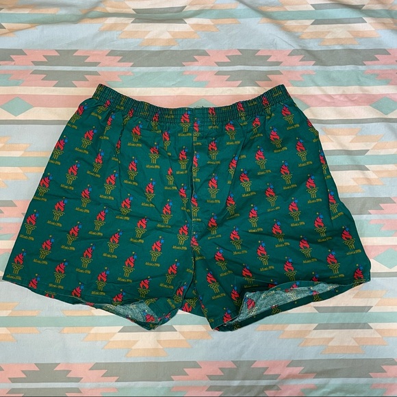Vintage 1996 Atlanta Olympics Torch Boxer Shorts Green Large - Picture 1 of 3
